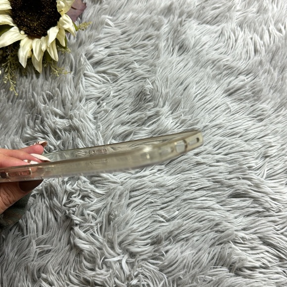 Kate spade pink  glitter dot iphone 12 pro max case - Picture 6 of 7